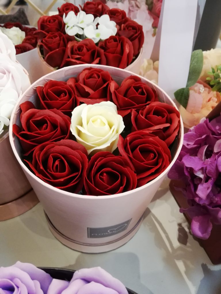 IMG 20190307 103613 Aranjamente florale din sapun Anastasia Events