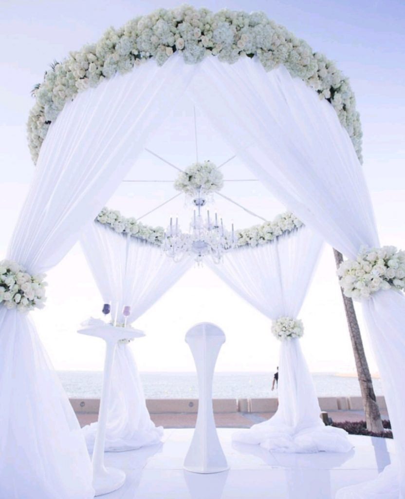 2500 Euro Decoruri pentru ceremonii outdoor Anastasia Events